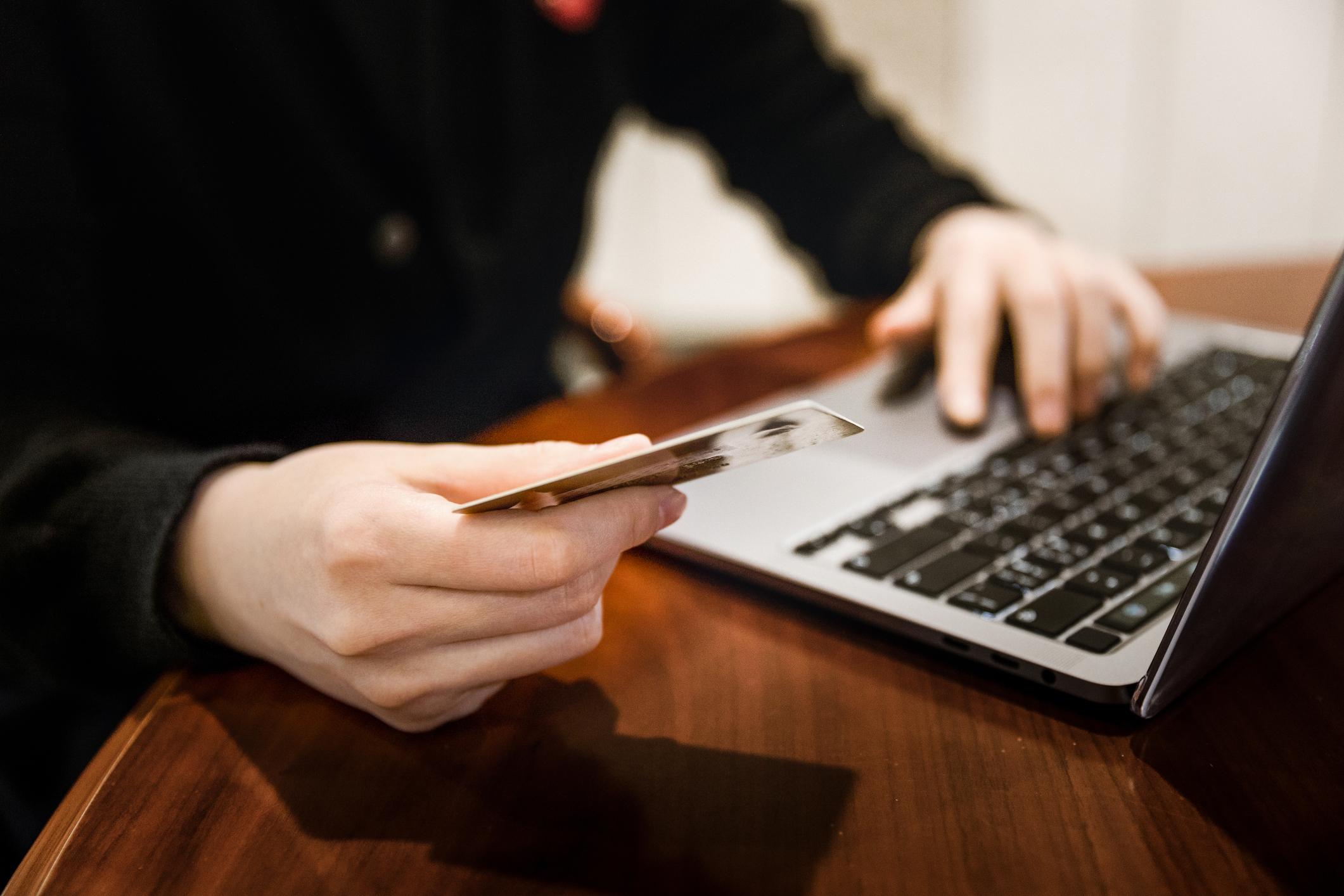 Is Doyrsk.com Safe? — Online Shopping Scam Alert